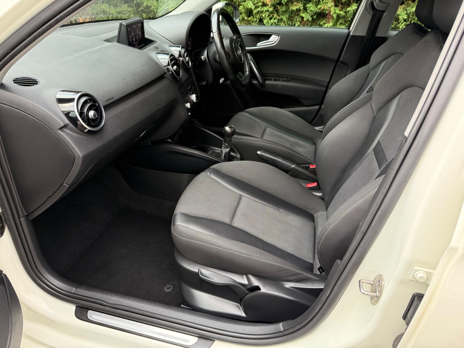 Used Audi A1 2014 for sale - 76633160: Photo 37