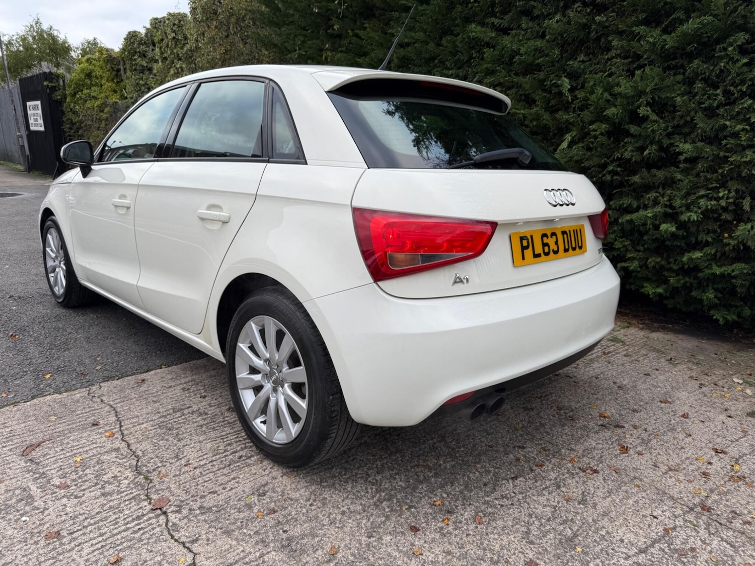 Used Audi A1 2014 for sale - 76633160: Photo 4