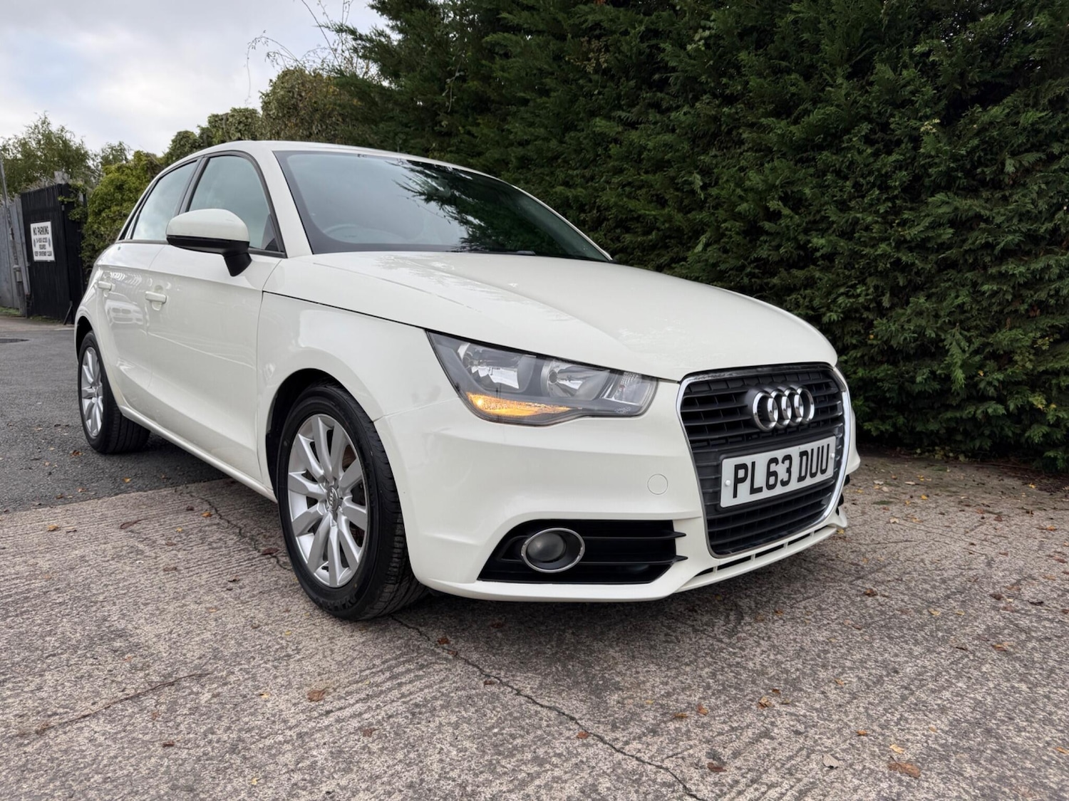 Used Audi A1 2014 for sale - 76633160: Photo 6