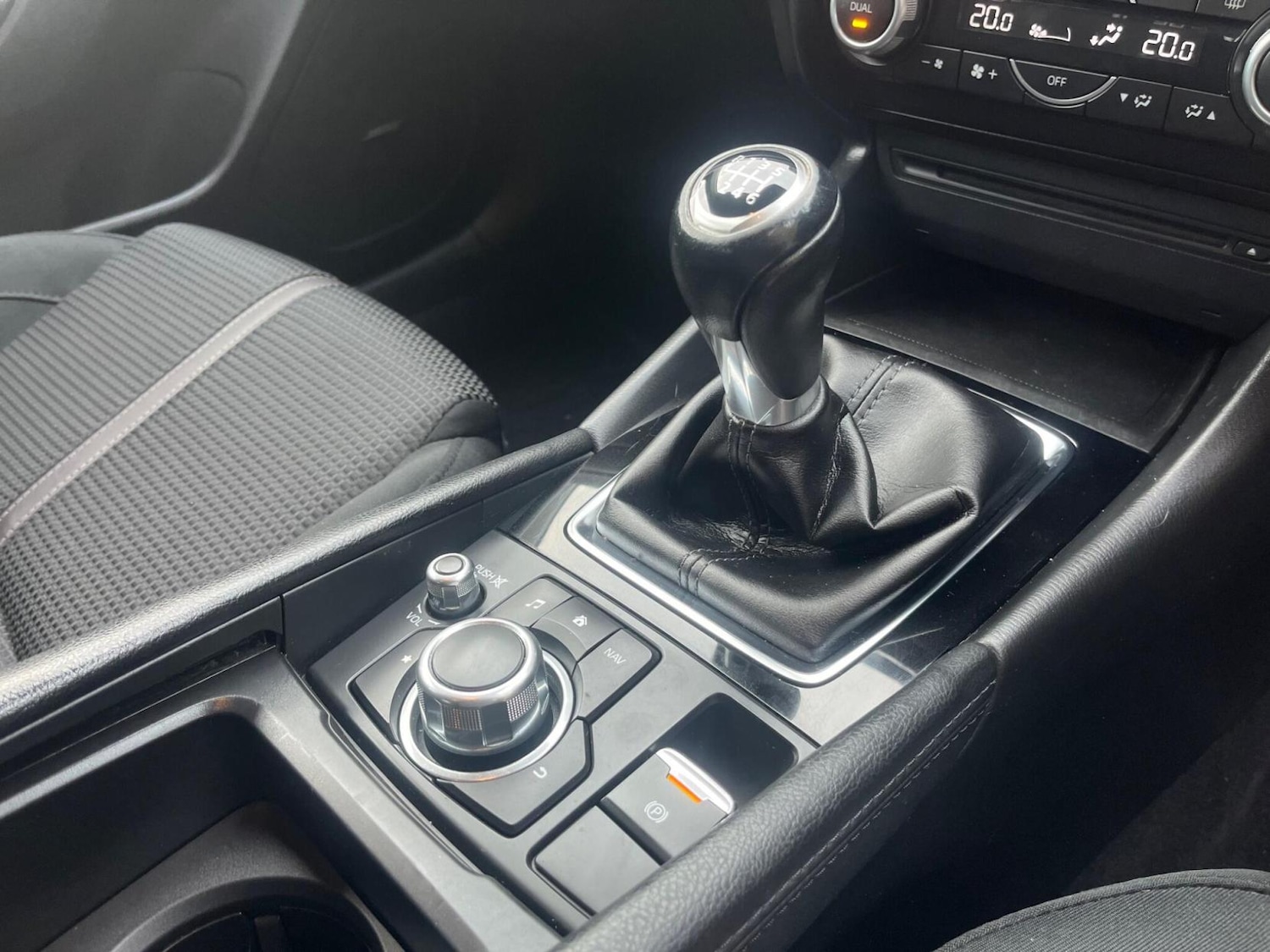 Used Mazda Mazda3 2018 for sale - 77590400: Photo 17