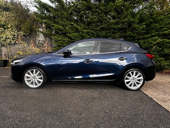 Used Mazda Mazda3 2017 for sale - 76398894: Photo