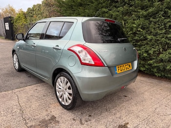 Used Suzuki Swift 2013 for sale - 77029461: Photo