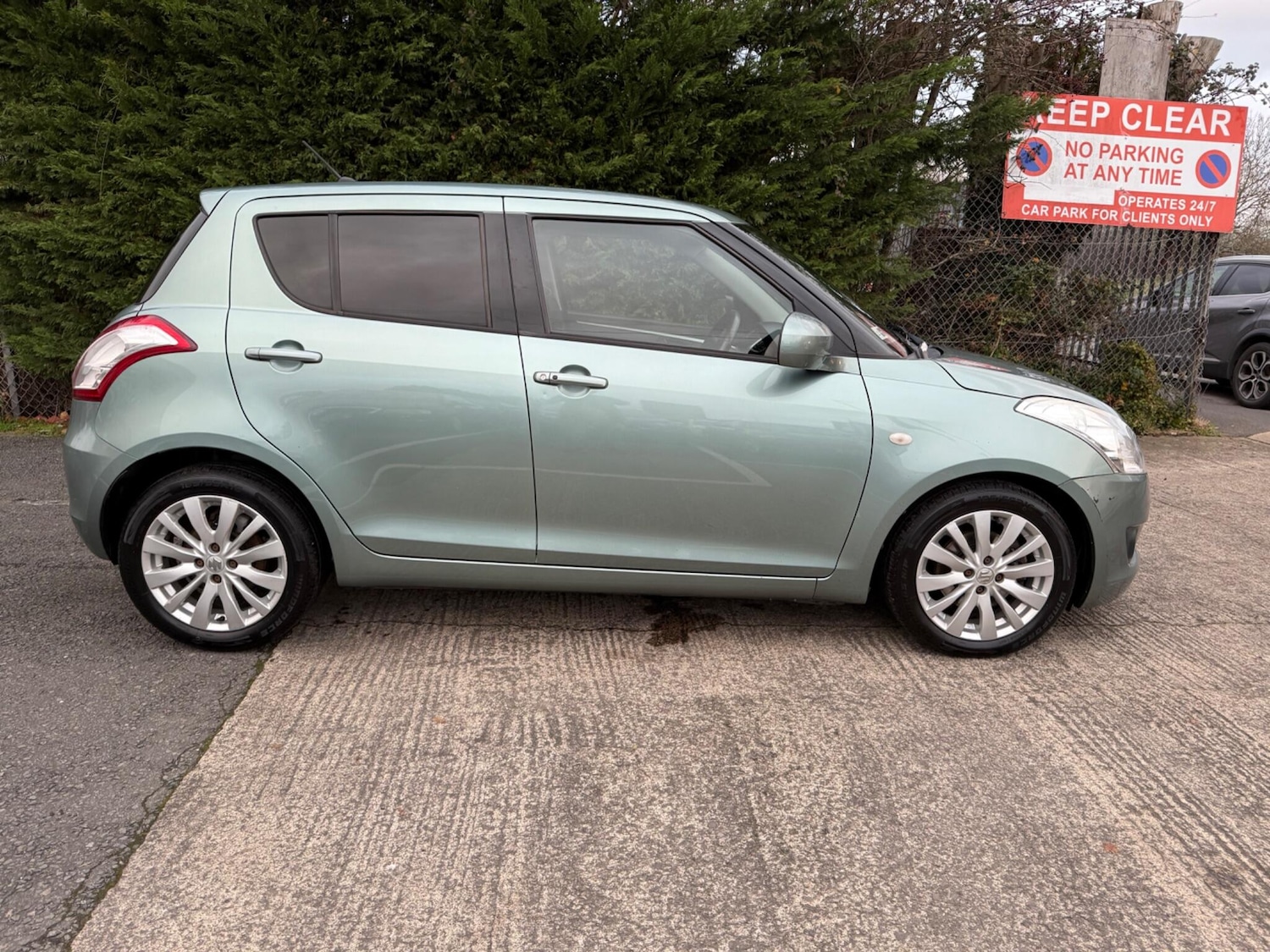 Used Suzuki Swift 2013 for sale - 77029461: Photo 8