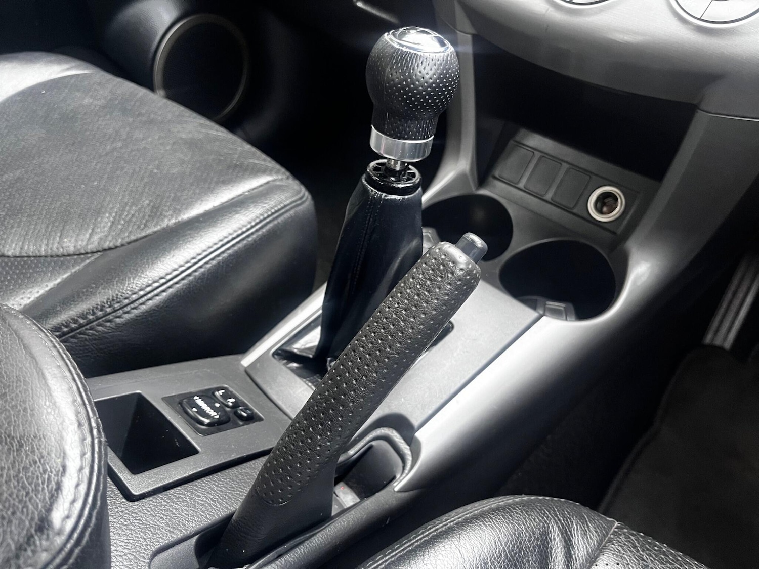 Used Toyota RAV4 2006 for sale - 76521738: Photo 18