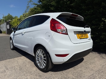 Used Ford Fiesta 2014 for sale - 79137132: Photo