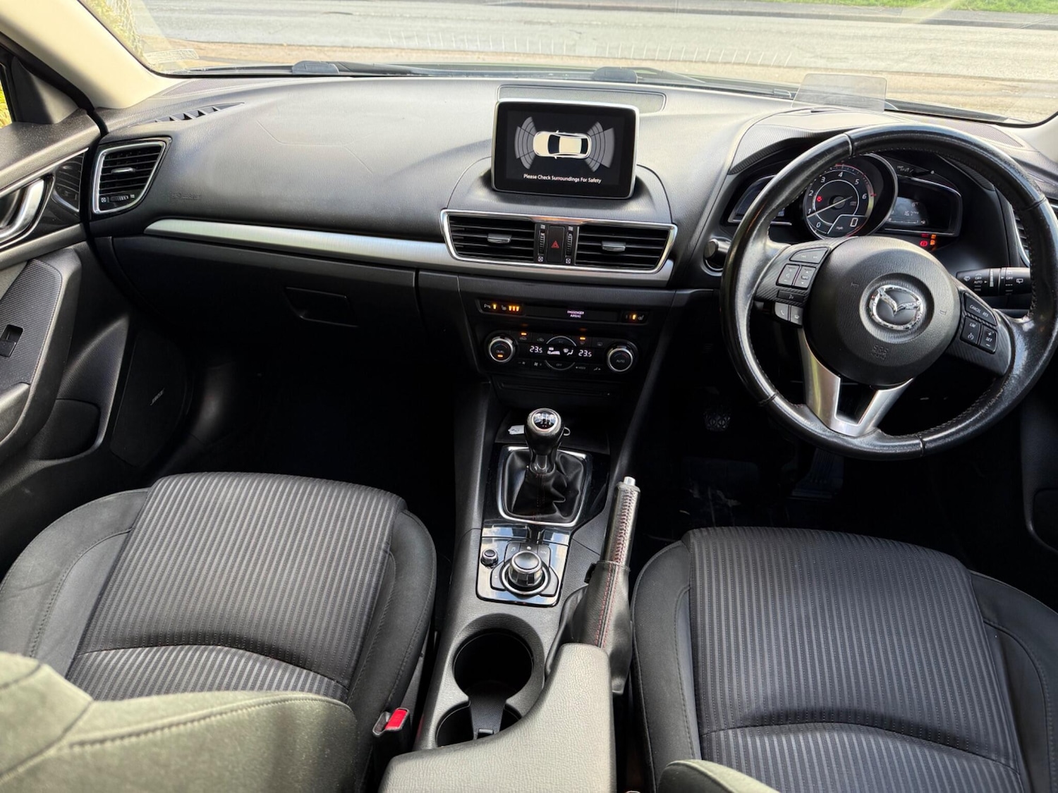 Used Mazda Mazda3 2014 for sale - 76634273: Photo 11