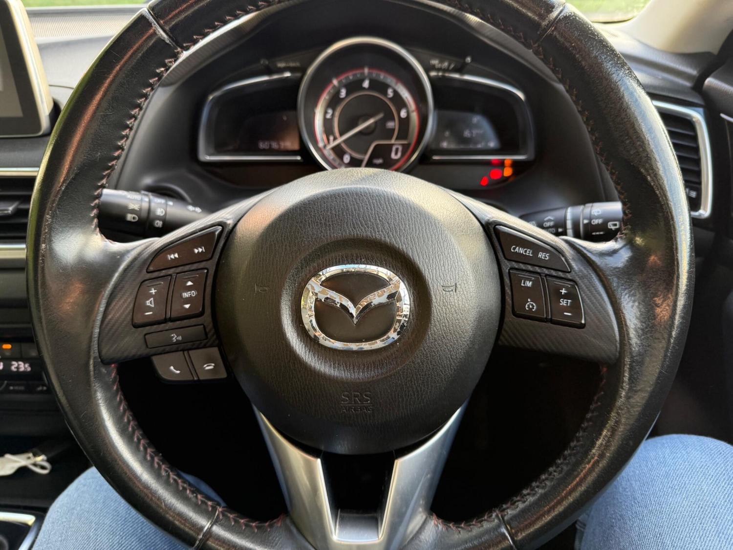 Used Mazda Mazda3 2014 for sale - 76634273: Photo 34