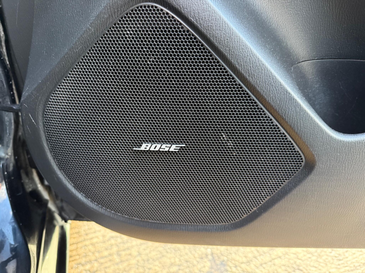 Used Mazda Mazda3 2014 for sale - 76634273: Photo 39