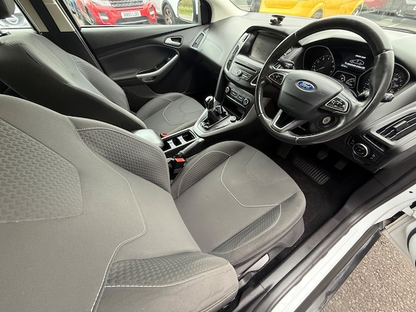 Used Ford Focus 2015 for sale - 76239510: Photo 11