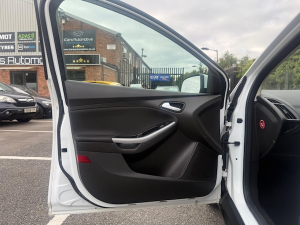Used Ford Focus 2015 for sale - 76239510: Photo 15