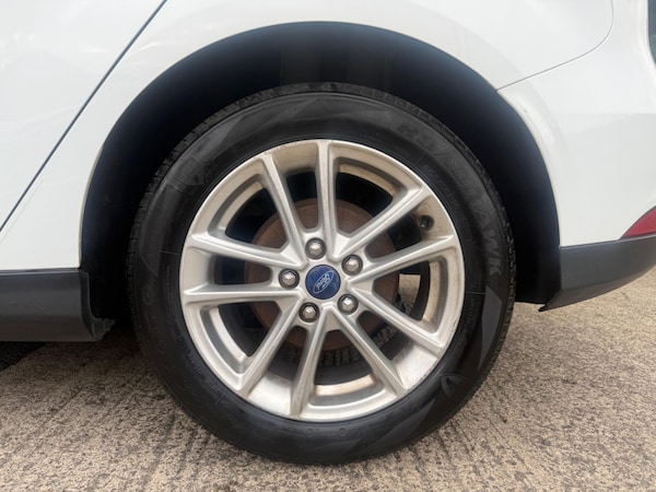 Used Ford Focus 2015 for sale - 76239510: Photo 21
