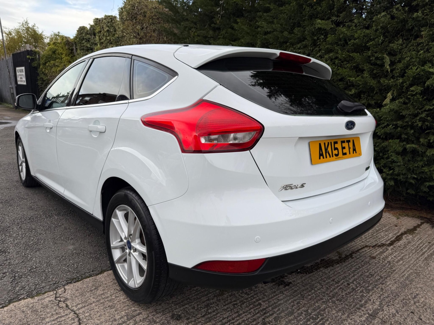 Used Ford Focus 2015 for sale - 76786613: Photo 4