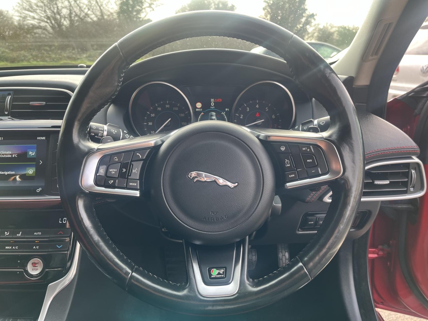 Used Jaguar XF 2015 for sale - 77549309: Photo 10