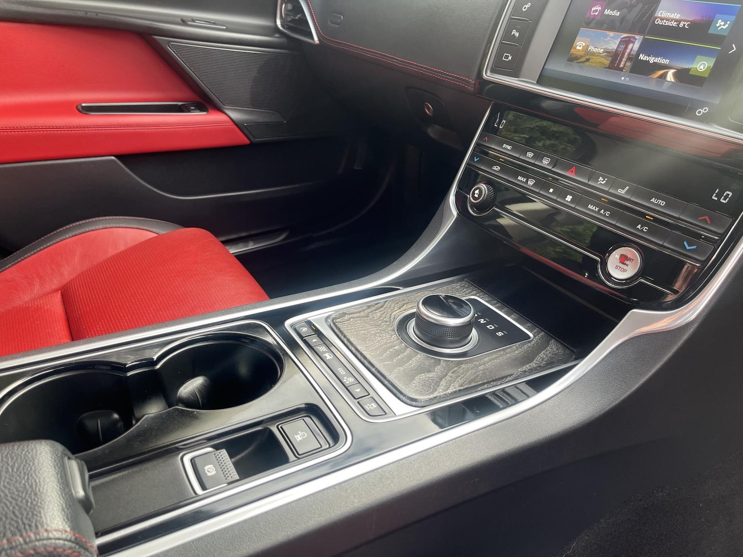 Used Jaguar XF 2015 for sale - 77549309: Photo 13