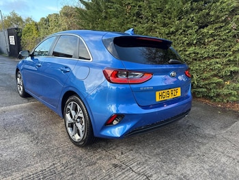 Used Kia Ceed 2019 for sale - 77590417: Photo