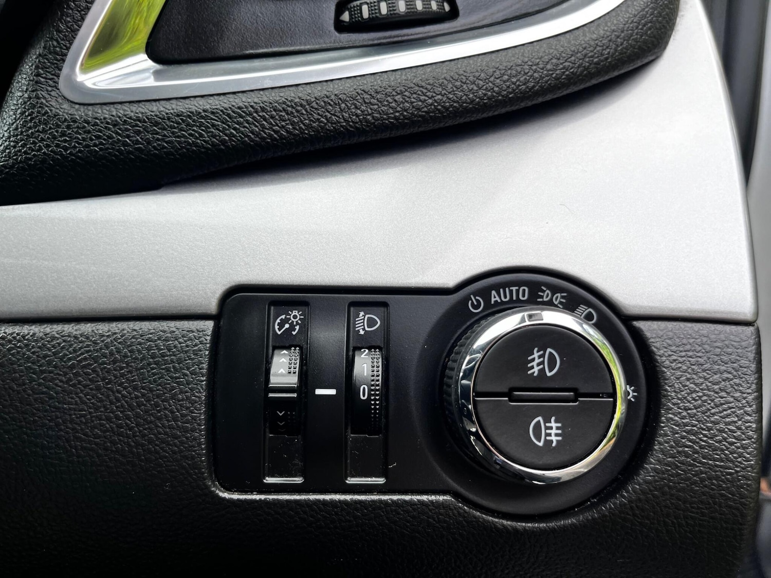 Used Vauxhall Mokka 2015 for sale - 76550464: Photo 17