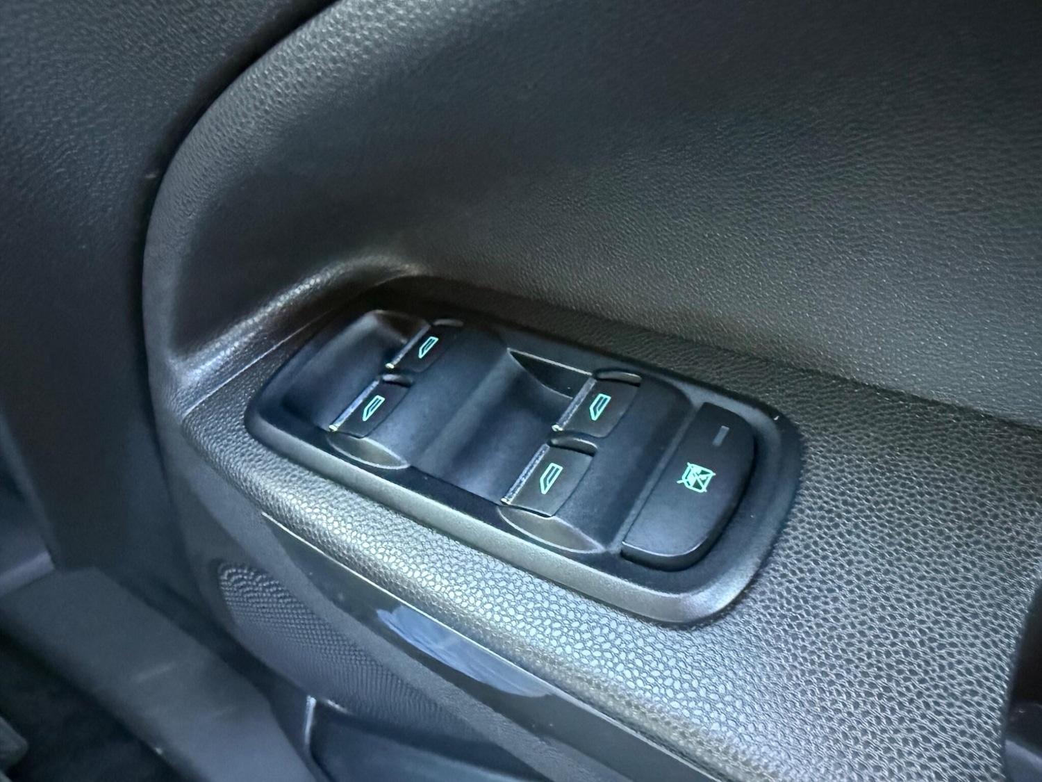 Used Ford Ecosport 2016 for sale - 77359058: Photo 16