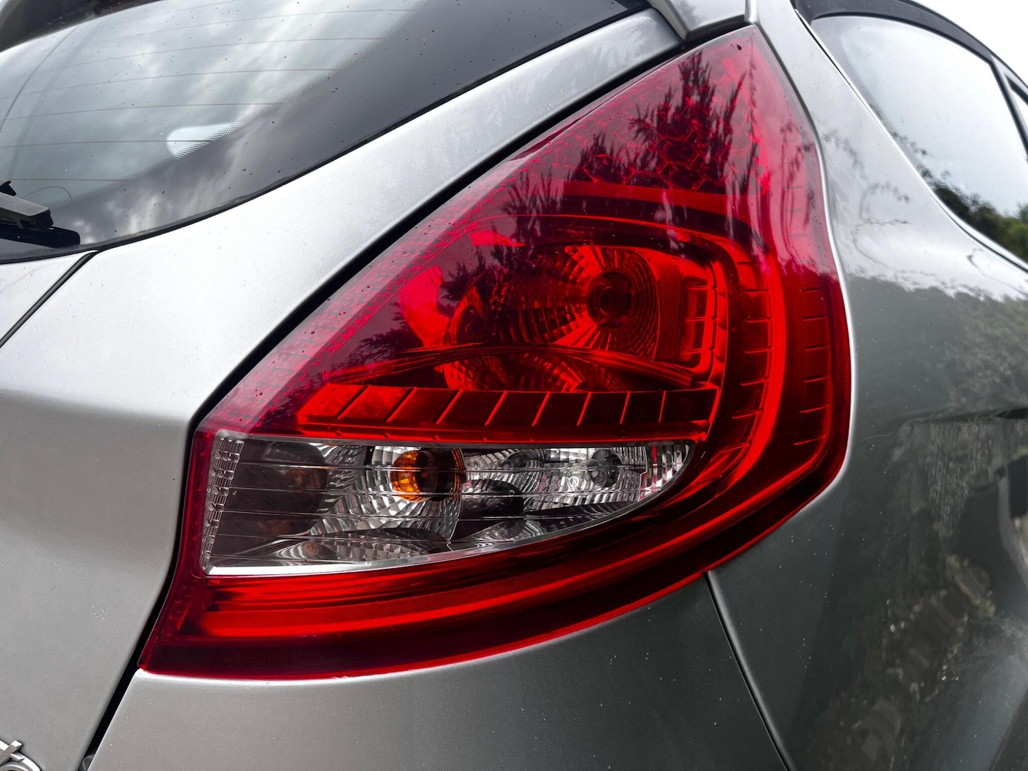 Used Ford Fiesta 2011 for sale - 76425845: Photo 12