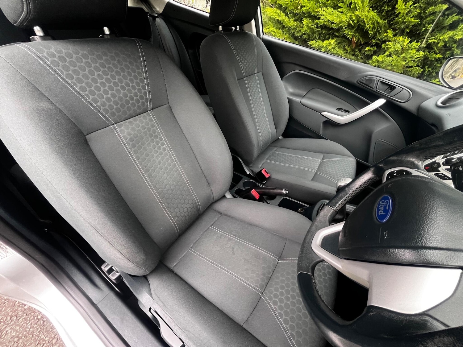 Used Ford Fiesta 2011 for sale - 76425845: Photo 19