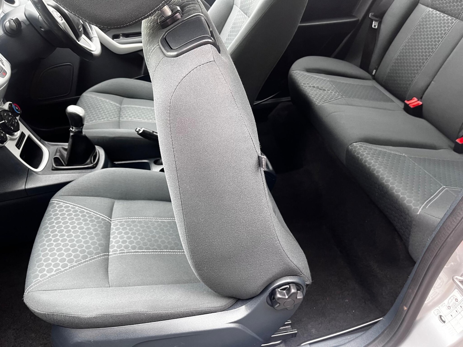 Used Ford Fiesta 2011 for sale - 76425845: Photo 22