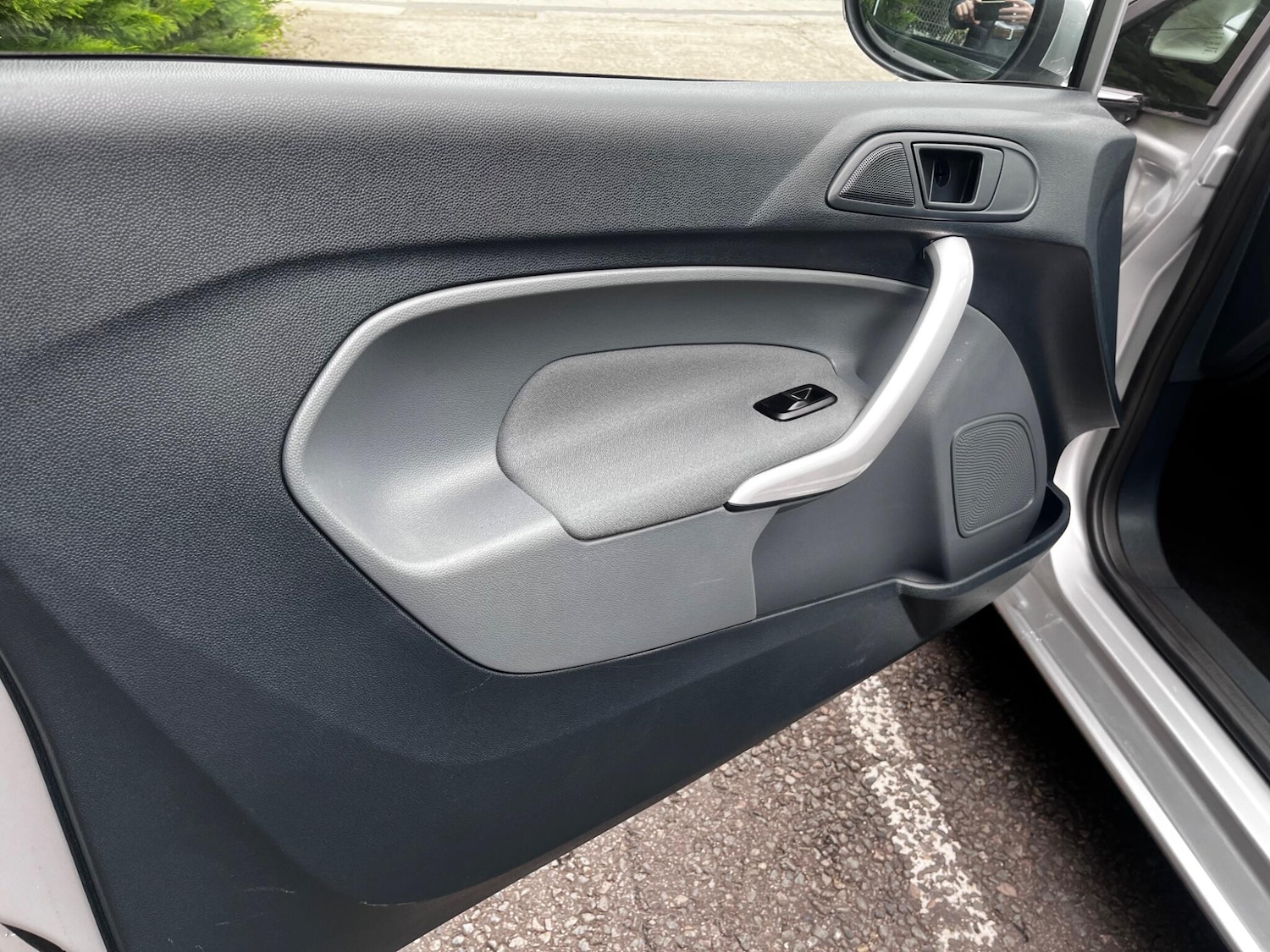 Used Ford Fiesta 2011 for sale - 76425845: Photo 24