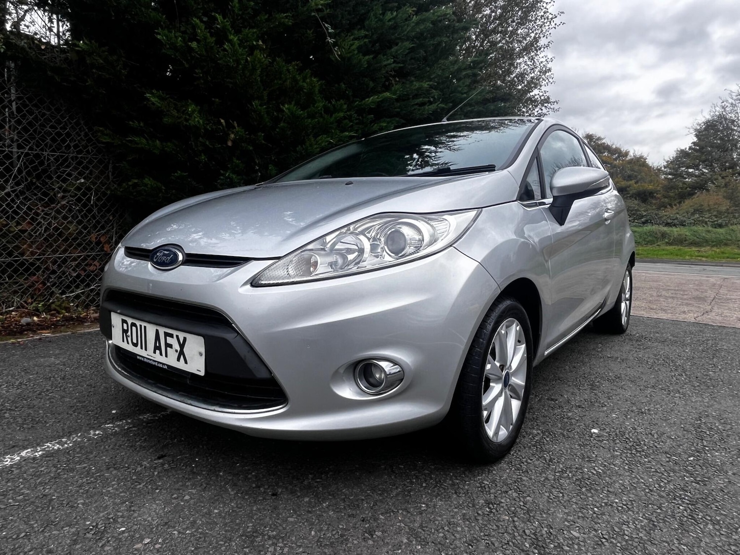 Used Ford Fiesta 2011 for sale - 76425845: Photo 3