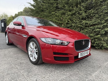 Used Jaguar XE 2015 for sale - 79137166: Photo