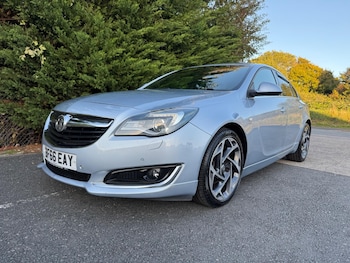 Used Vauxhall Insignia 2016 for sale - 76072440: Photo