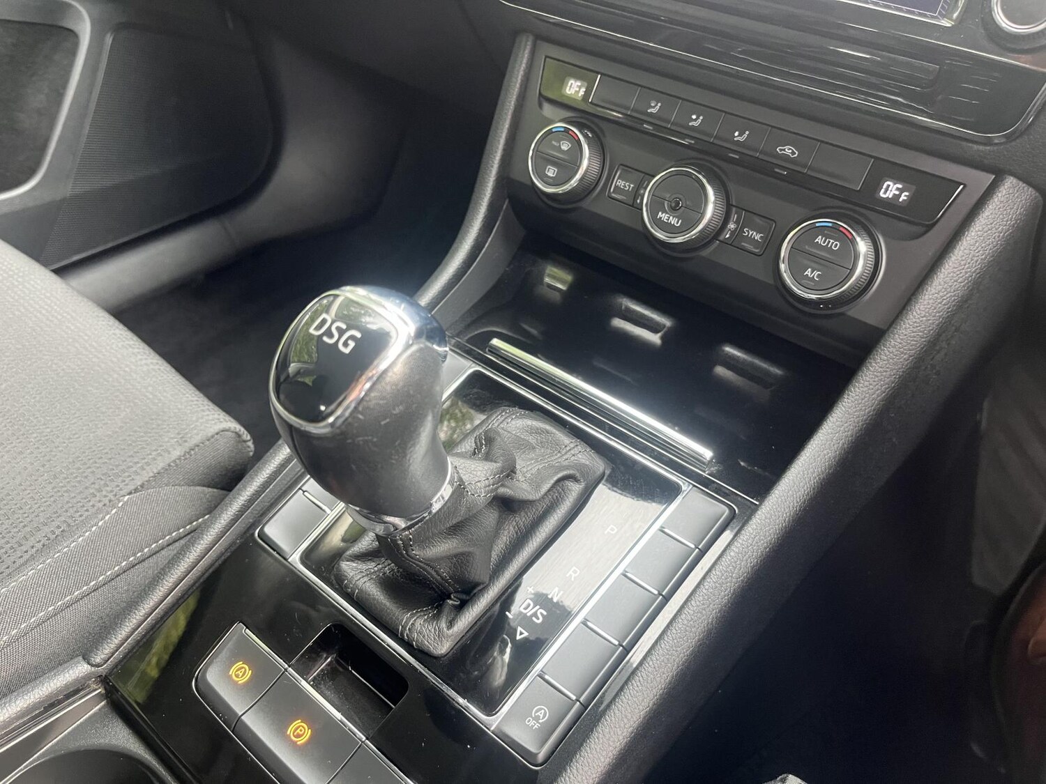 Used Skoda Superb 2017 for sale - 77590431: Photo 19