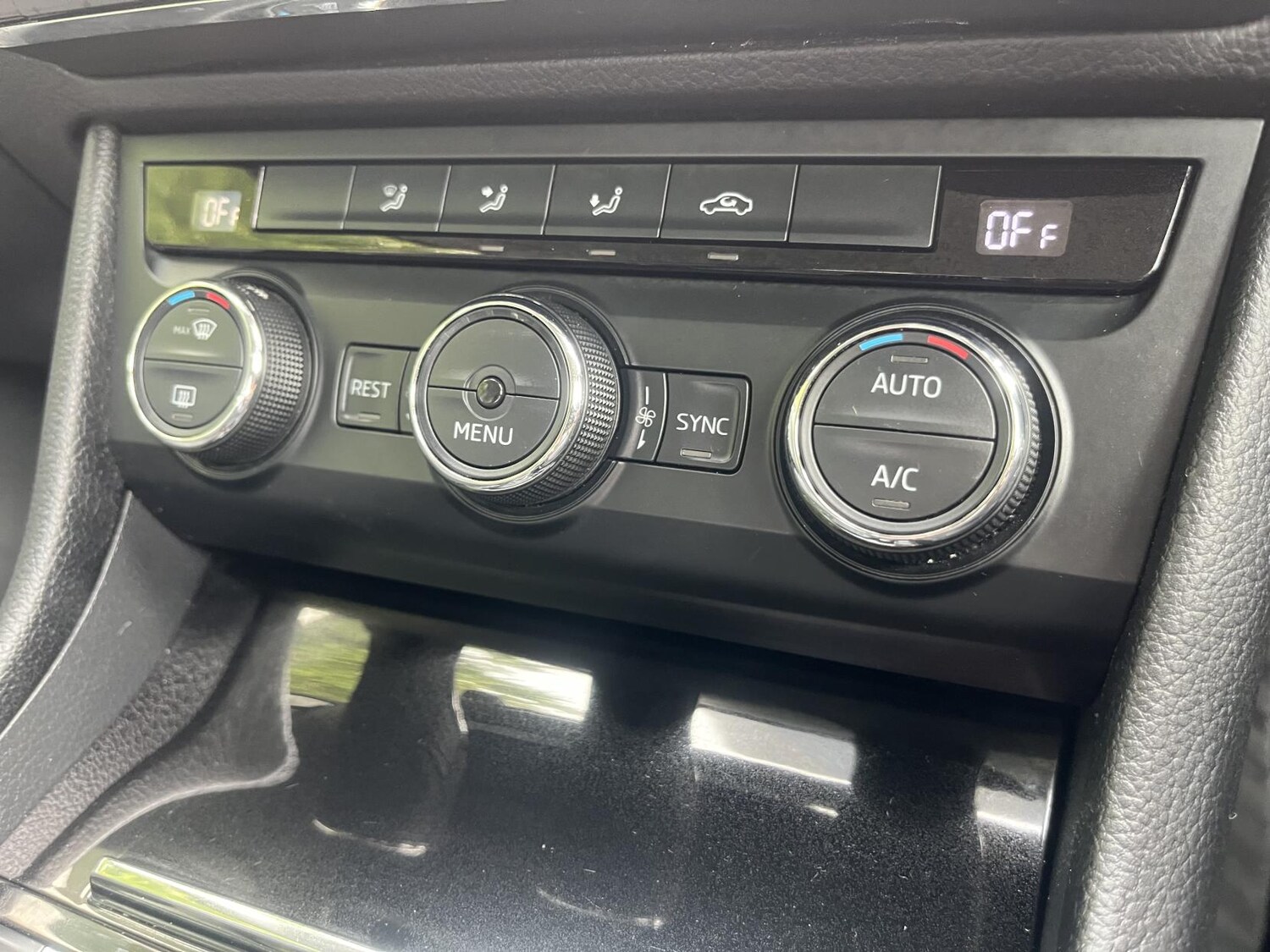 Used Skoda Superb 2017 for sale - 77590431: Photo 20