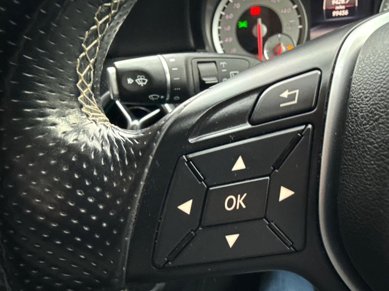 Used Mercedes-Benz A-Class 2014 for sale - 77590421: Photo 17