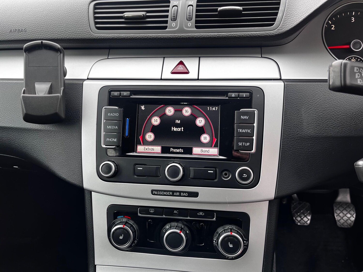 Used Volkswagen Passat for sale - 77511361: Photo 14