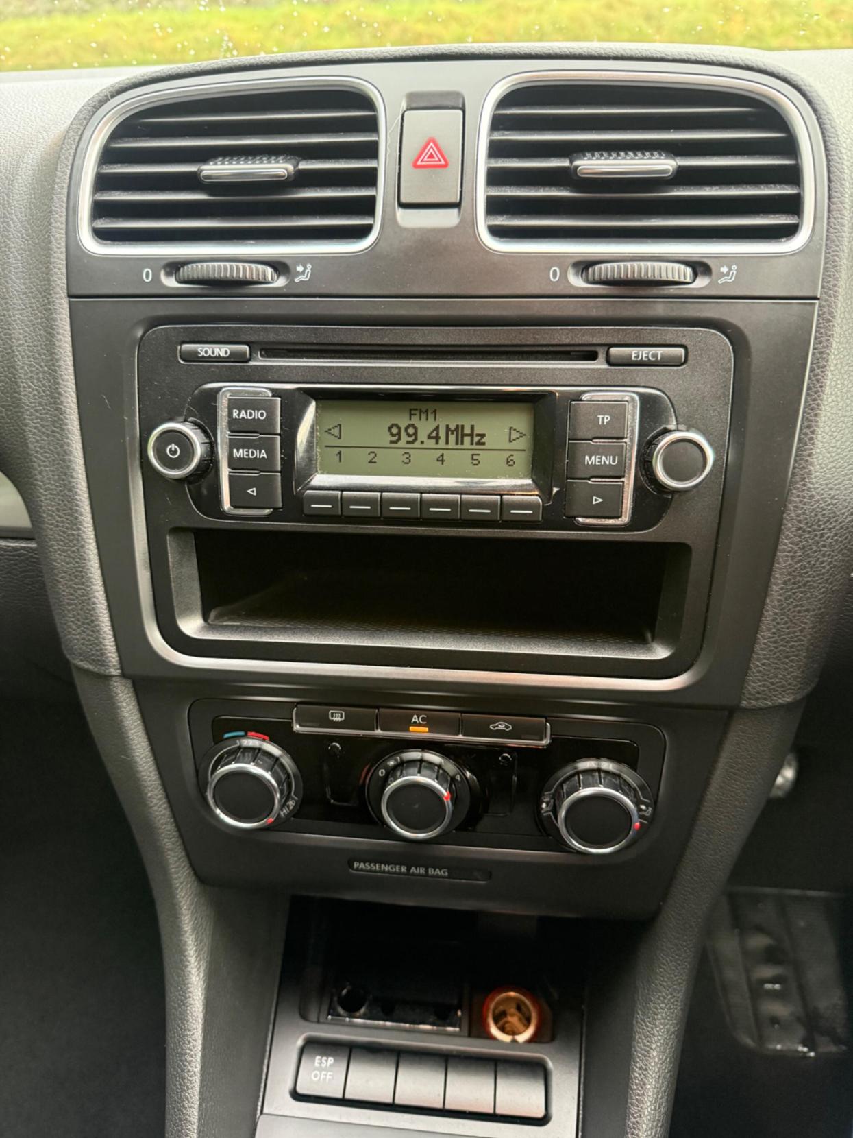 Used Volkswagen Golf 2009 for sale - 77590401: Photo 28