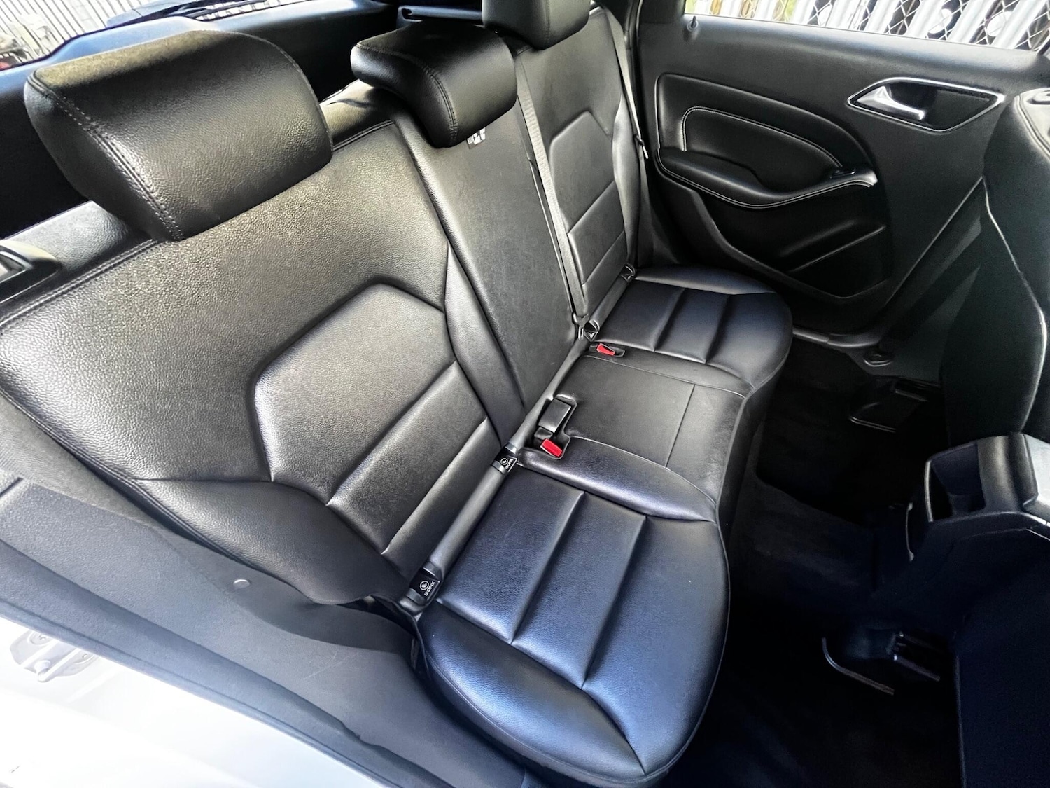 Used Mercedes-Benz B Class 2013 for sale - 76608167: Photo 29