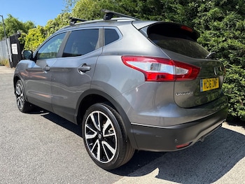 Used Nissan Qashqai 2016 for sale - 79236858: Photo
