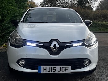 Used Renault Clio 2015 for sale - 76484621: Photo