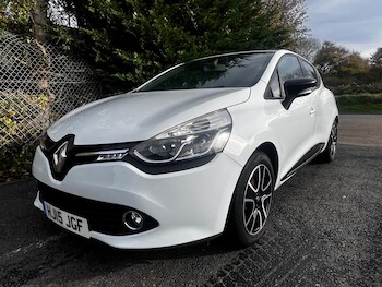 Used Renault Clio 2015 for sale - 76484621: Photo