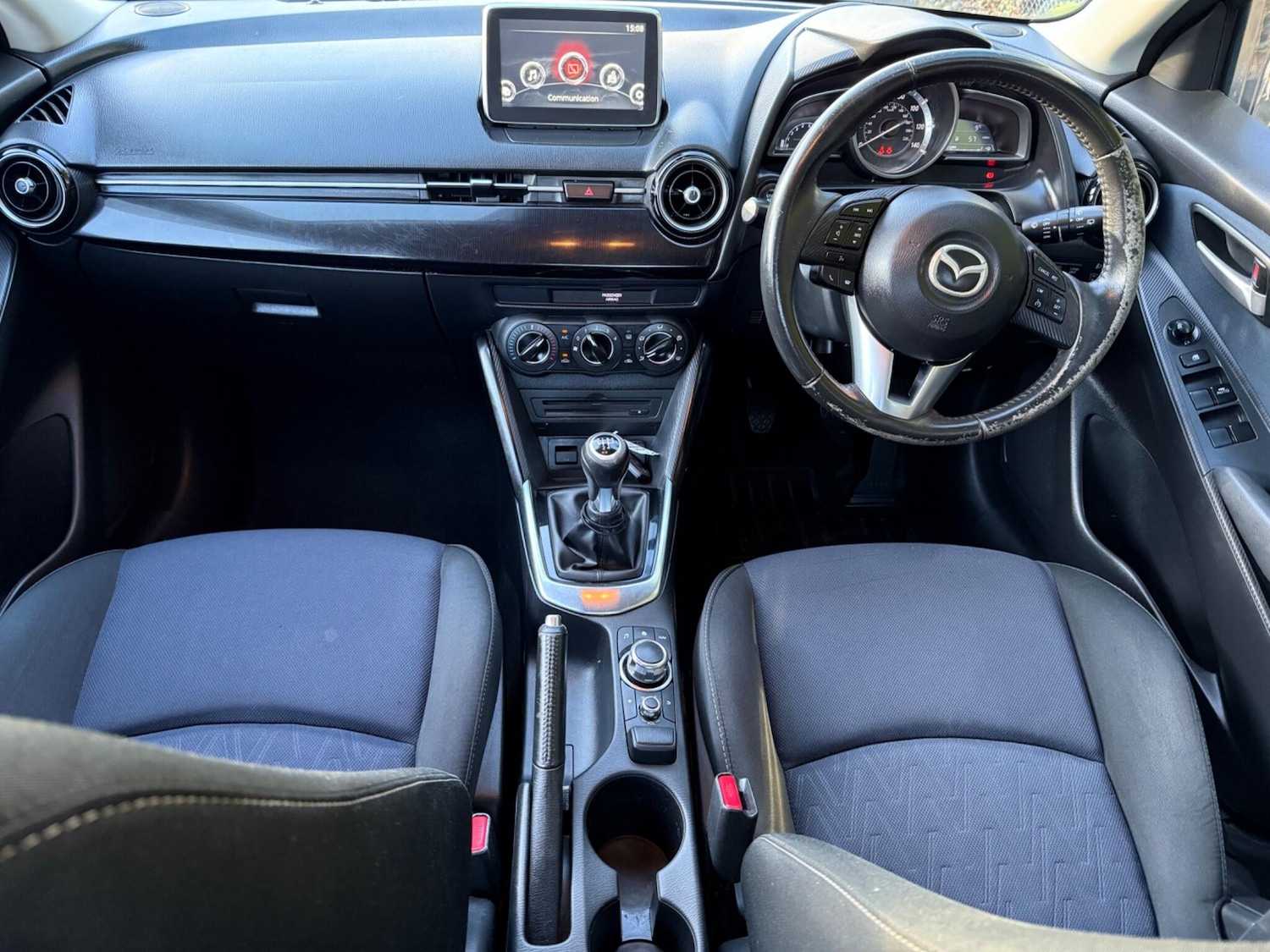 Used Mazda Mazda2 2016 for sale - 77237500: Photo 13