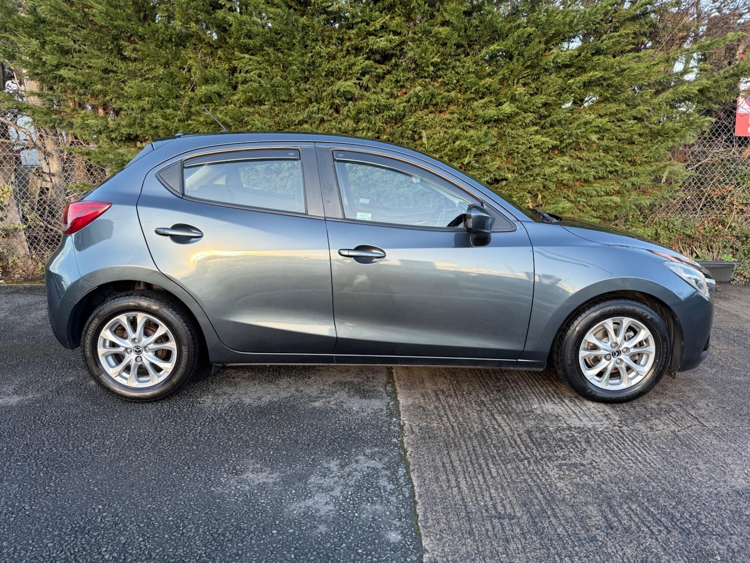Used Mazda Mazda2 2016 for sale - 77237500: Photo 9
