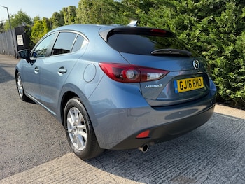 Used Mazda Mazda3 2016 for sale - 75532605: Photo