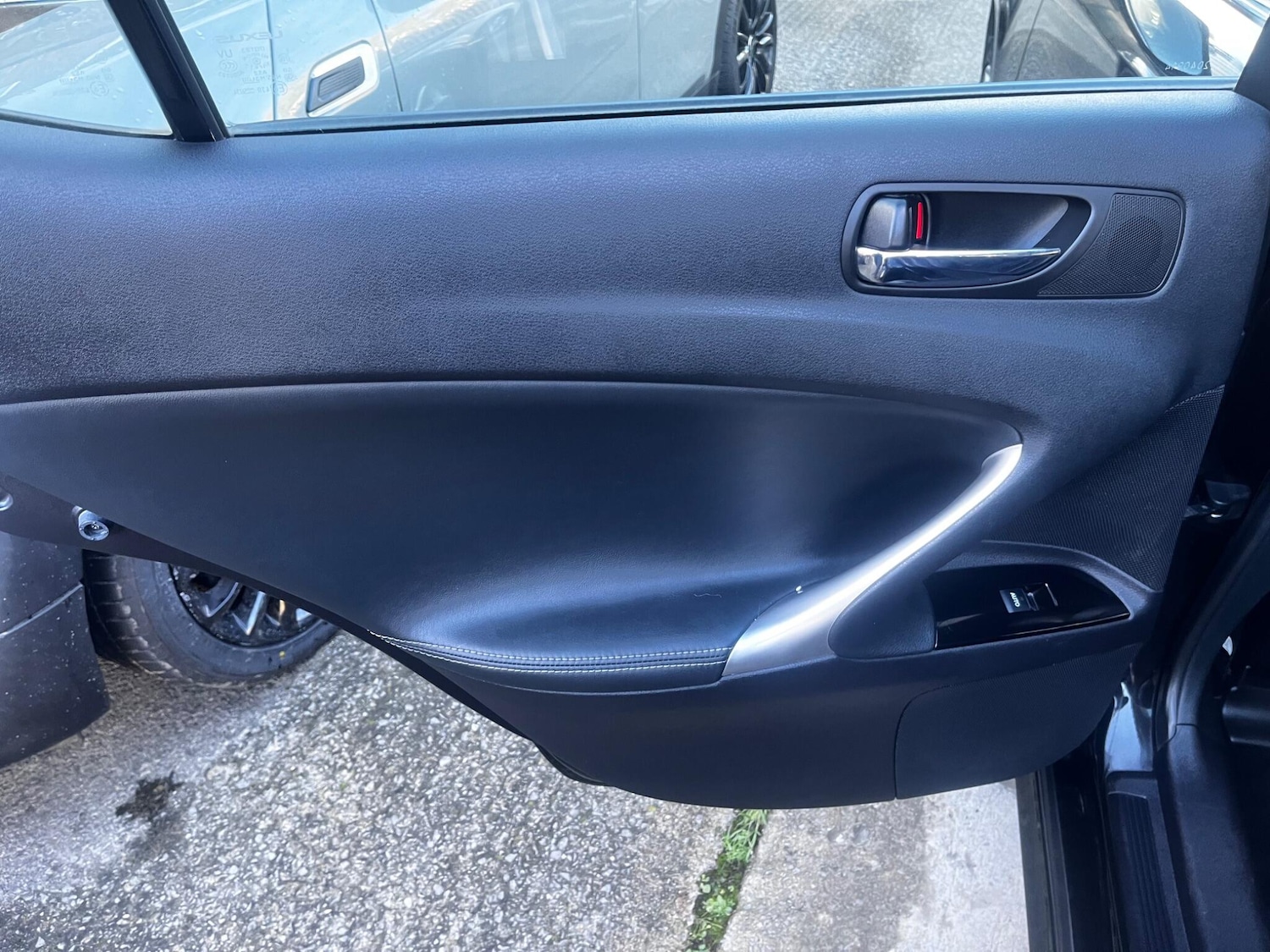 Used Lexus IS 2011 for sale - 76633409: Photo 31