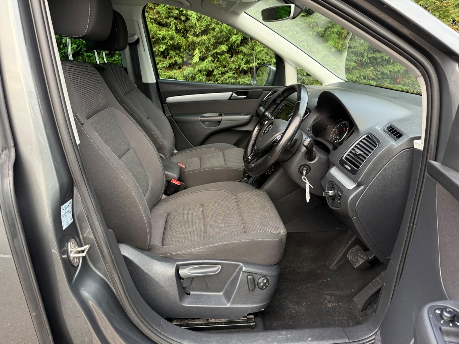 Used Volkswagen Sharan 2016 for sale - 76633147: Photo 11