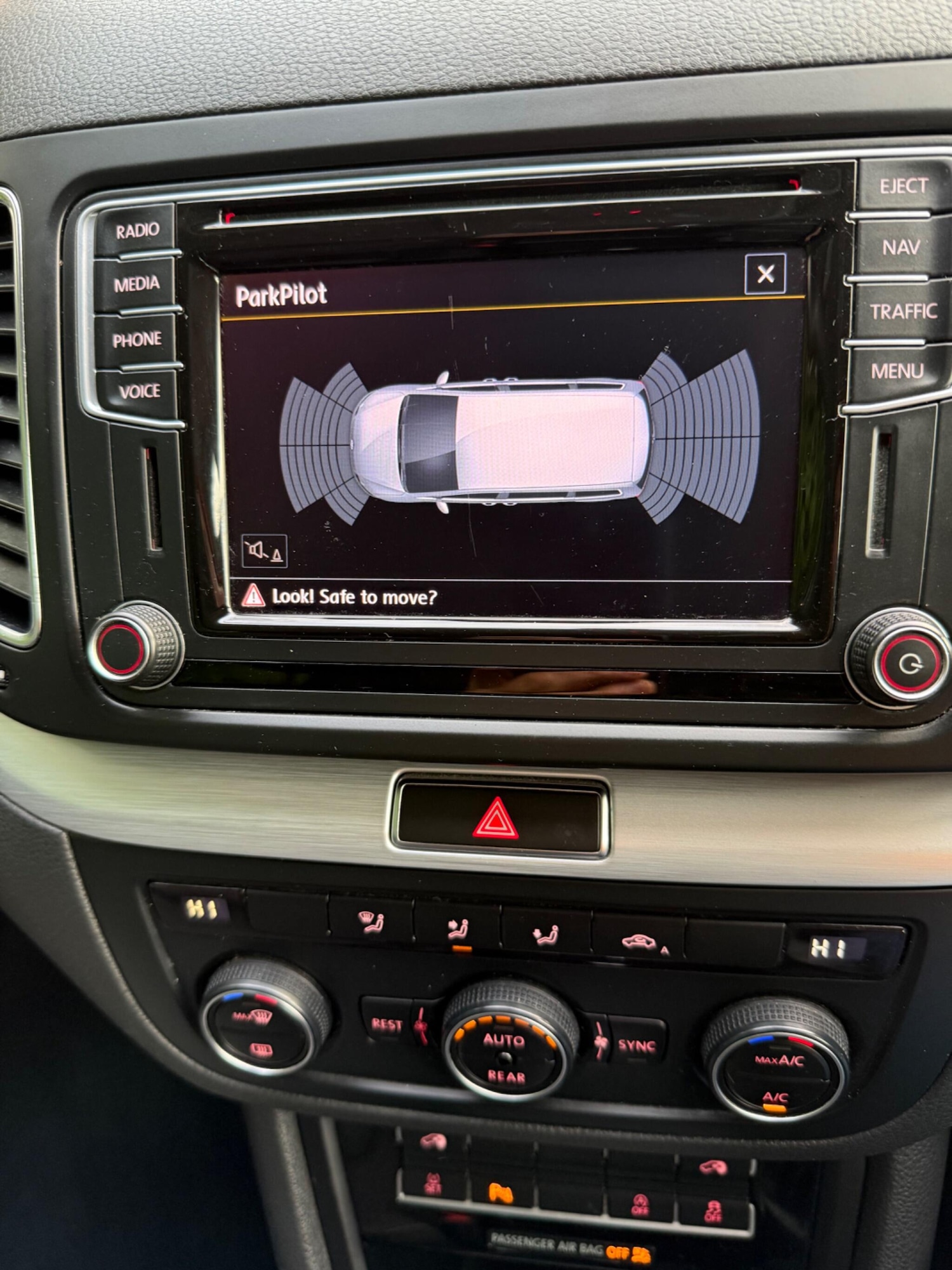 Used Volkswagen Sharan 2016 for sale - 76633147: Photo 25