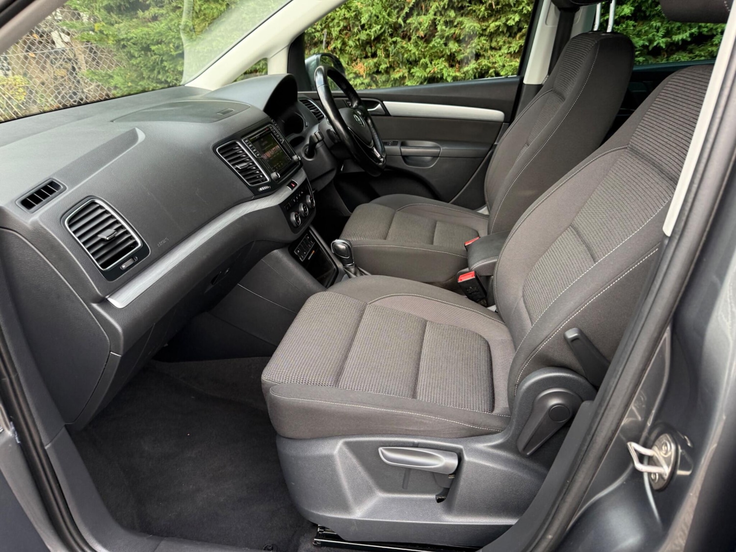 Used Volkswagen Sharan 2016 for sale - 76633147: Photo 30