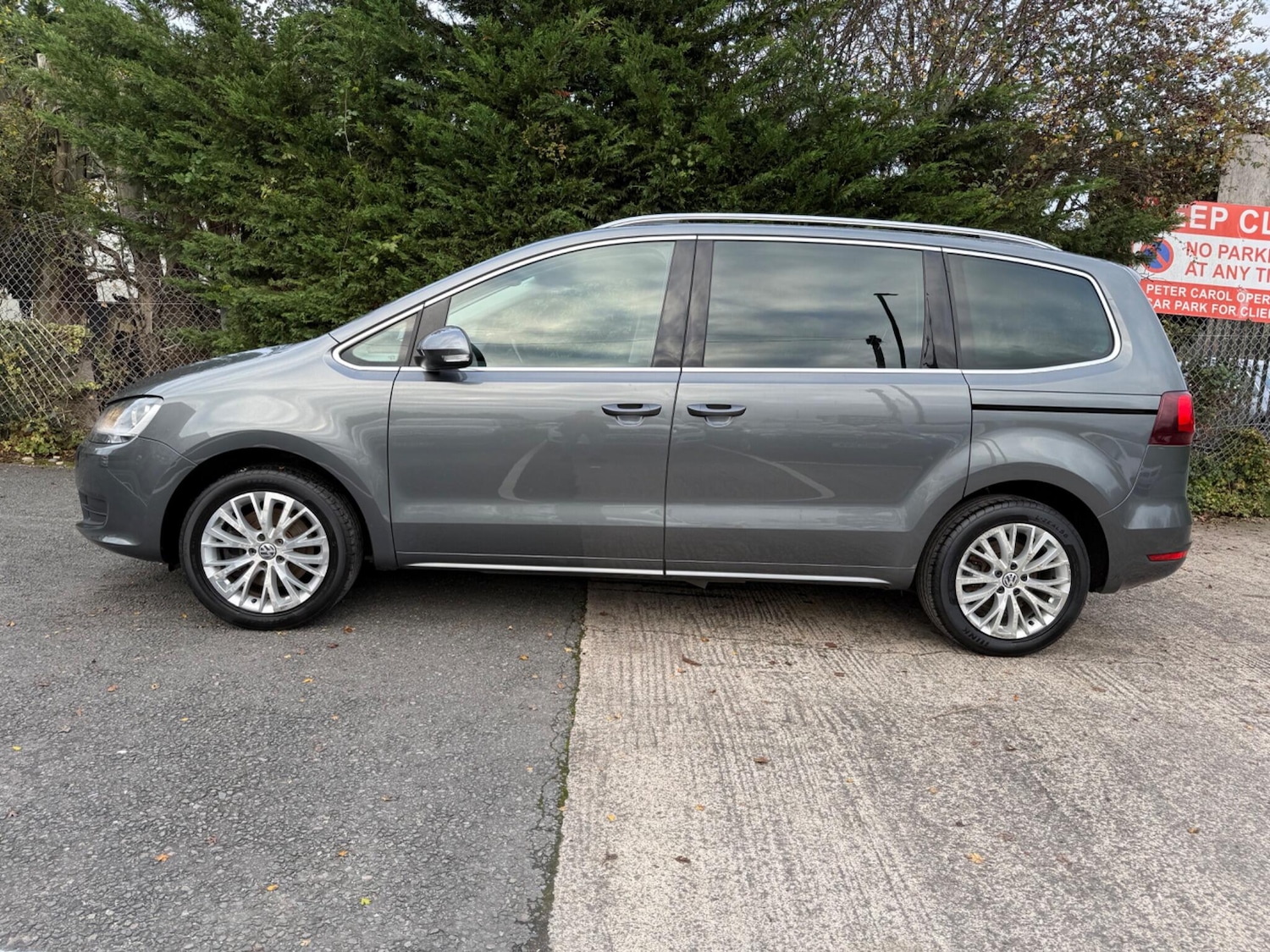 Used Volkswagen Sharan 2016 for sale - 76633147: Photo 6