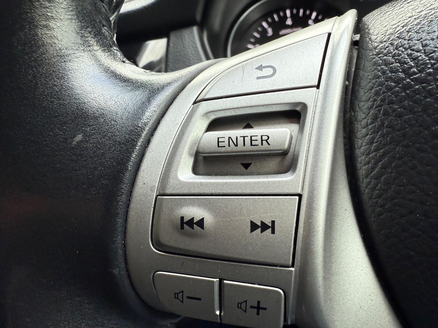 Used Nissan Qashqai 2015 for sale - 76527705: Photo 15