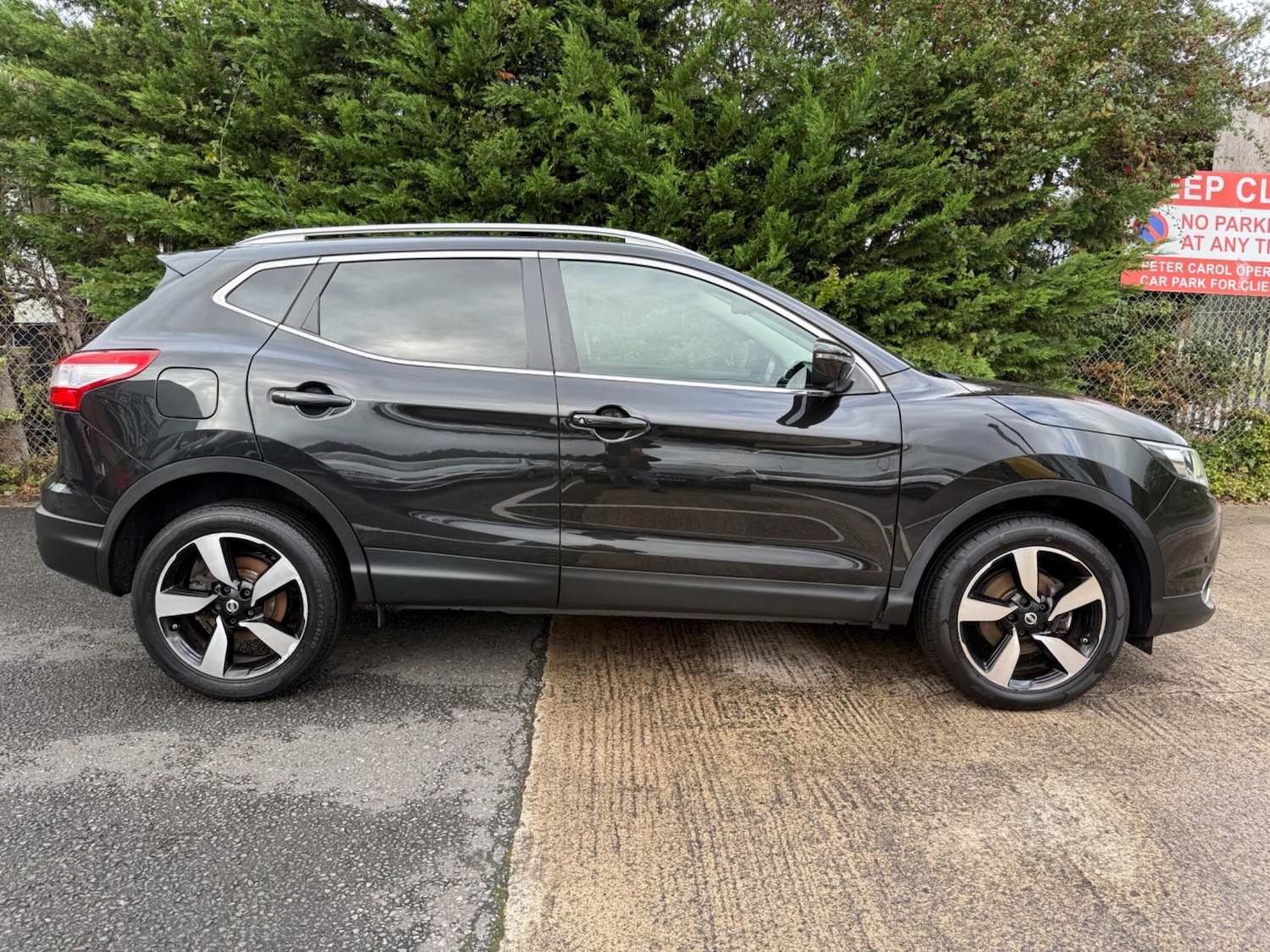 Used Nissan Qashqai 2015 for sale - 76527705: Photo 7