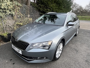 Used Skoda Superb 2017 for sale - 79137180: Photo