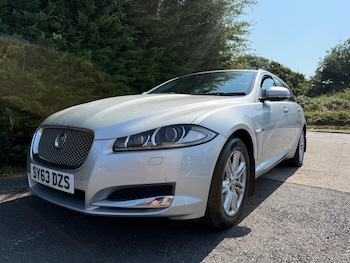Used Jaguar XF 2013 for sale - 79316450: Photo