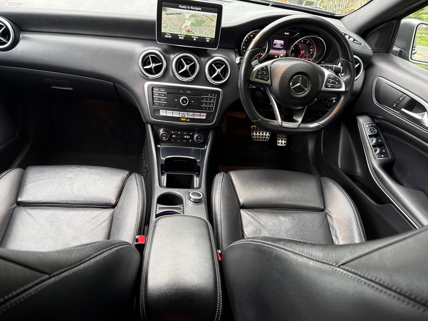 Used Mercedes-Benz A-Class 2015 for sale - 76839891: Photo 10